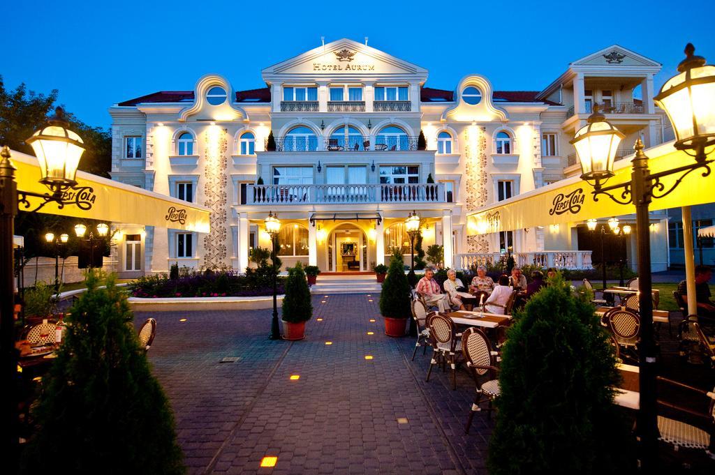 Hotel Aurum Hajduszoboszlo Exterior photo